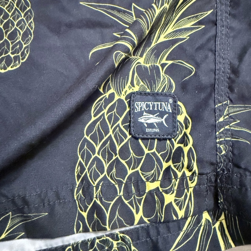 Navy blue pineapple men’s swim trunks - Picture 2 of 3